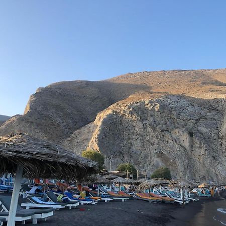Spiridoula Villa - Santorini Seaside Retreats بيريسا المظهر الخارجي الصورة