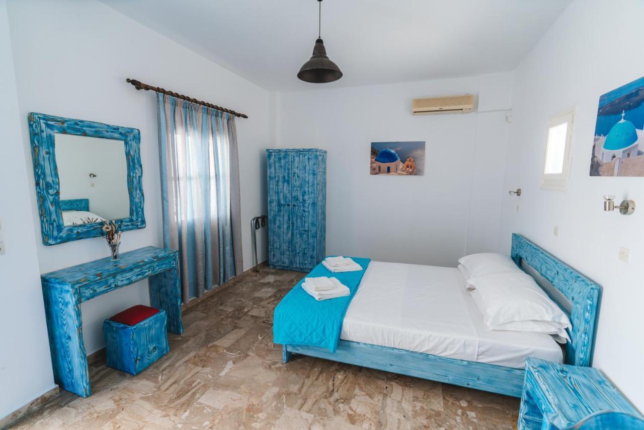 Spiridoula Villa - Santorini Seaside Retreats بيريسا المظهر الخارجي الصورة