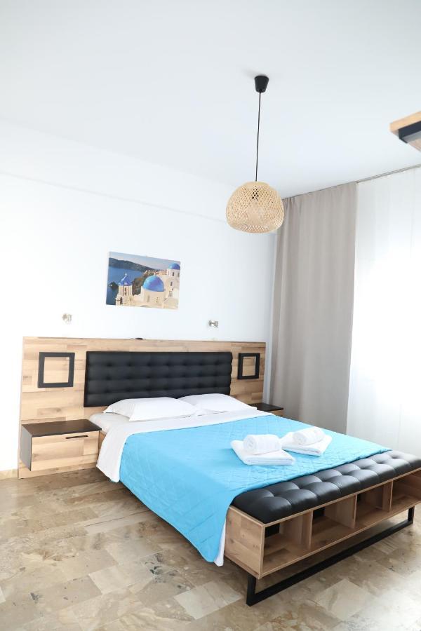 Spiridoula Villa - Santorini Seaside Retreats بيريسا المظهر الخارجي الصورة